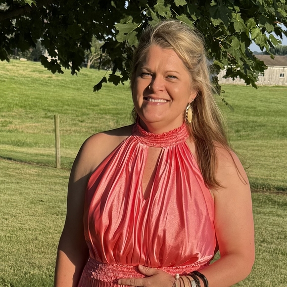 Meet your Posher, Terra - Picture 1 of 1